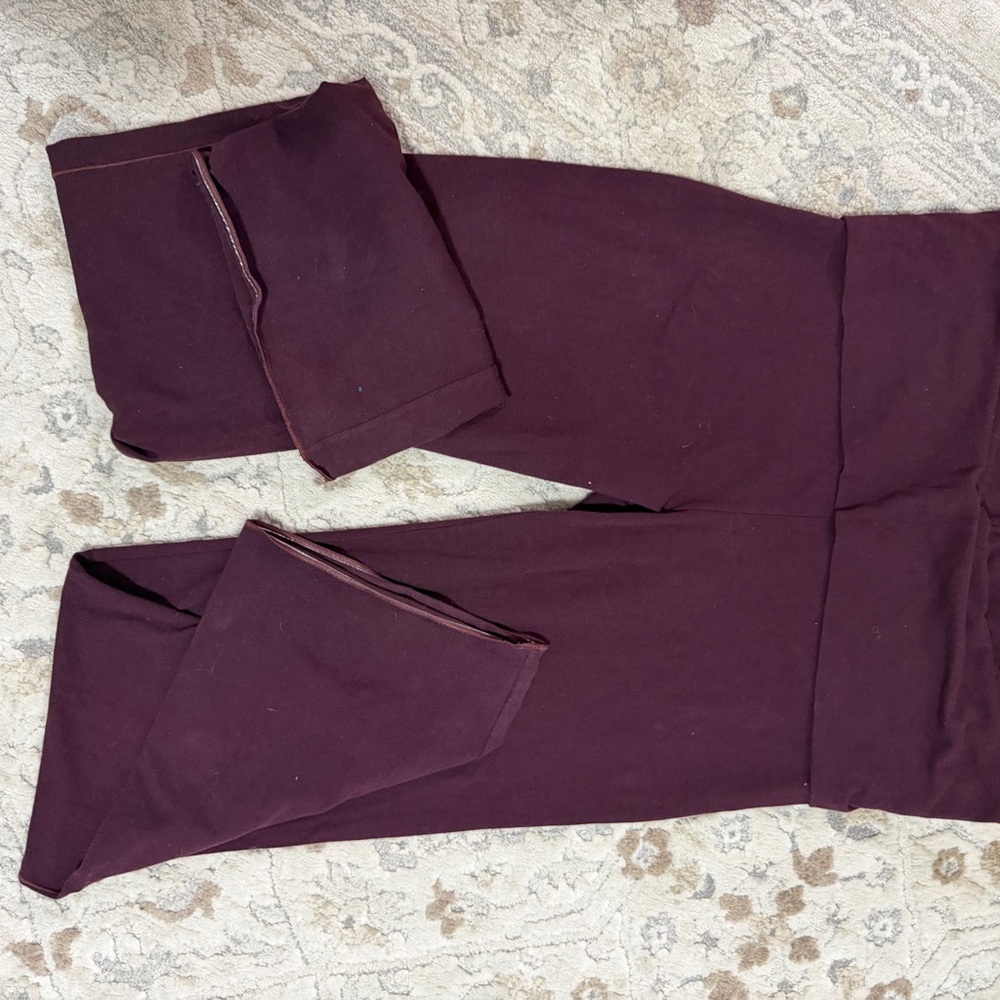 SKIMS Currant fold over Pants